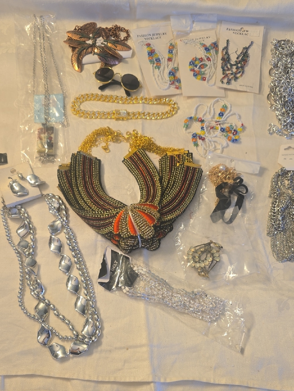 Over 20 Necklace Bundle, Mixed Colors & Designs, Beaded, Chains, Charms New - Picture 2 of 14